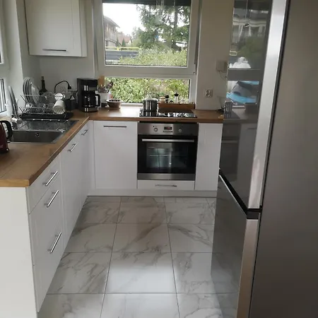 빌라 Dom Nad Jeziorem Z Prywatnym Pomostem I Linia Brzegowa 오지시