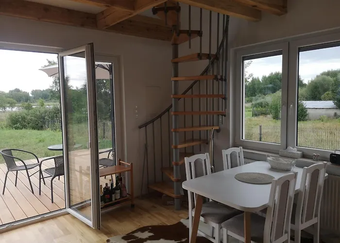 Dom Nad Jeziorem Z Prywatnym Pomostem I Linia Brzegowa *