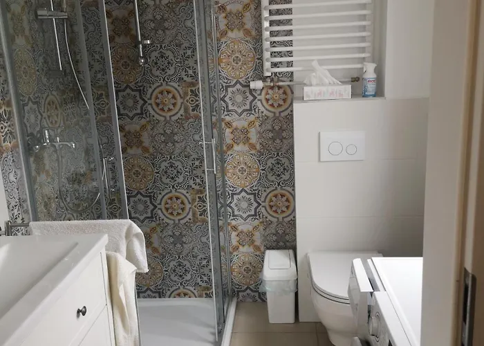 Dom Nad Jeziorem Z Prywatnym Pomostem I Linia Brzegowa Orzysz